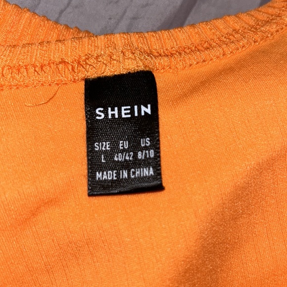 SHEIN Cropped Tank Top & Shorts - Picture 3 of 4